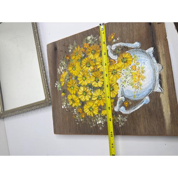 Vintage Signed Yellow Floral Still life on wood plaque , Country Cottage Farmhou - Picture 7 of 9
